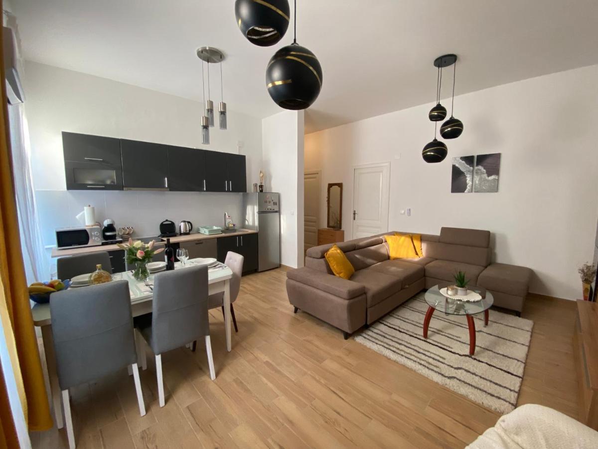 Apartman Andela Pula Centar Екстер'єр фото